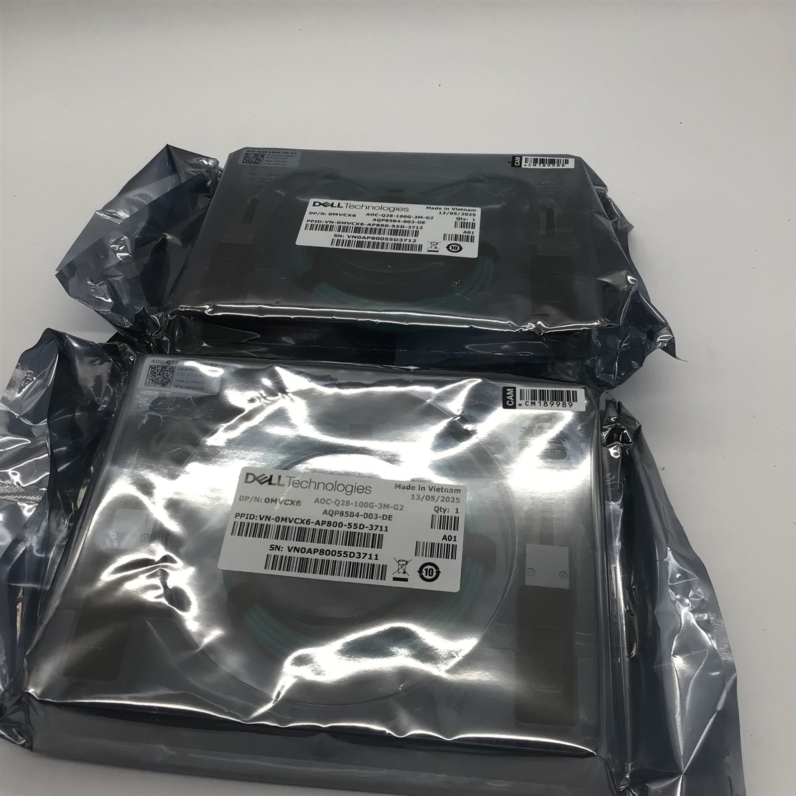 2x NEW Dell QSFP28 100G Base-AOC Active Optical Cables MVCX6 AOC-Q28-100G-3M-G2