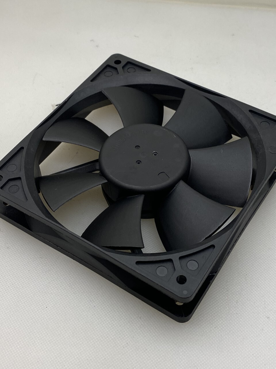 HP OMEN Liquid Cooler Fan Replacement FA12025E12BPM or AFB1212SHCG64