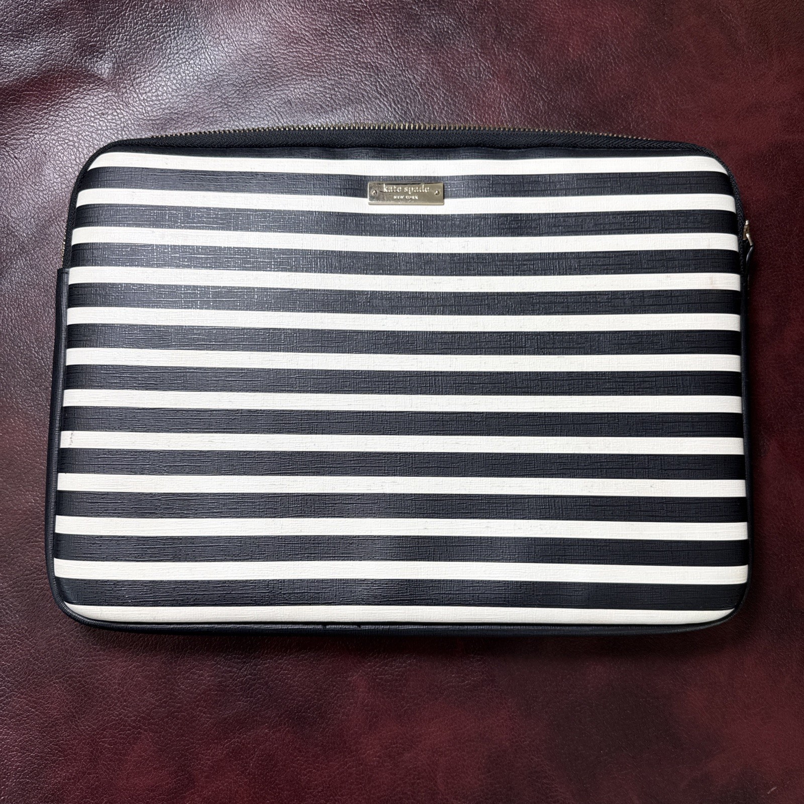 Kate Spade Printed Sleeve - Fairmont Square Black/Cream - 13" Apple Macbook