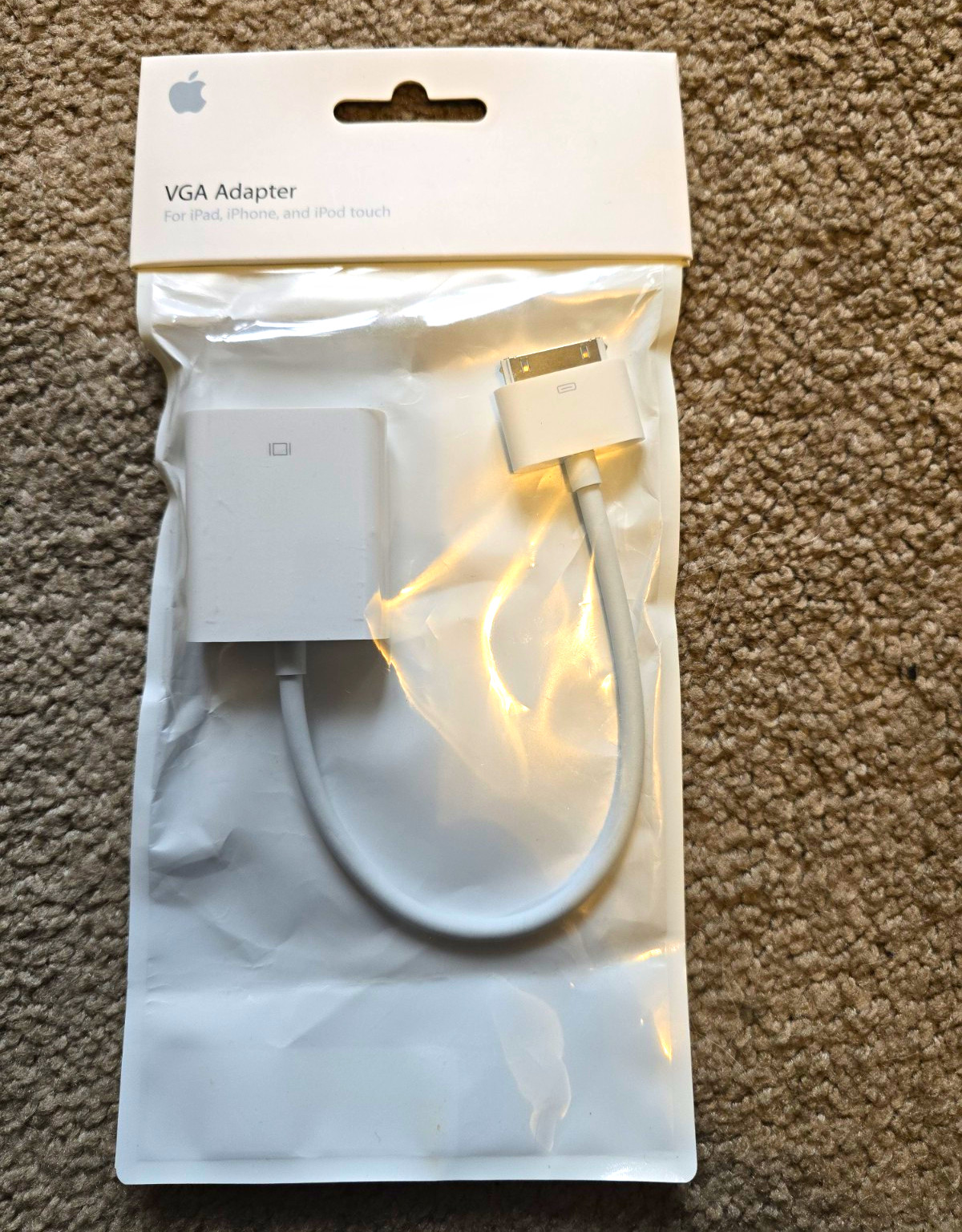 Apple 30-Pin to VGA Adapter White for iPad iPhone iPod touch MC552ZM/B