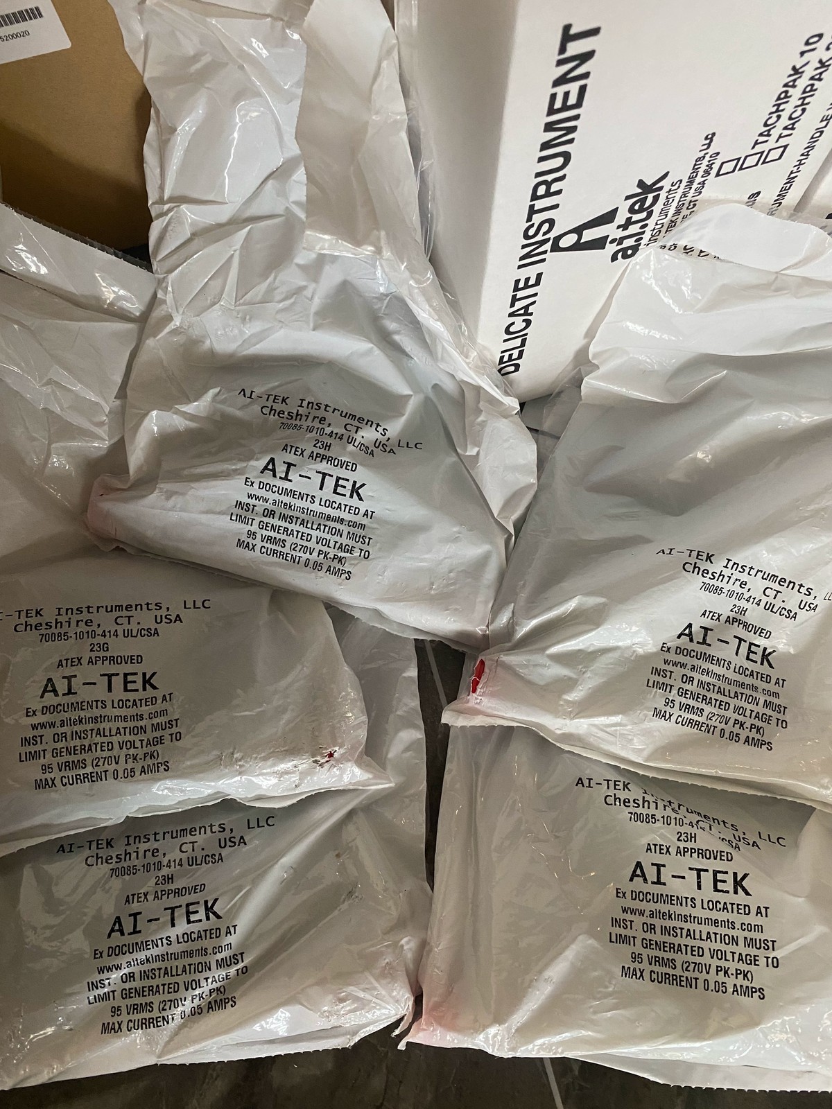 1pc Brand New 70085-1010-414  fast ship by DHL OR EMS With Warranty Duty-free