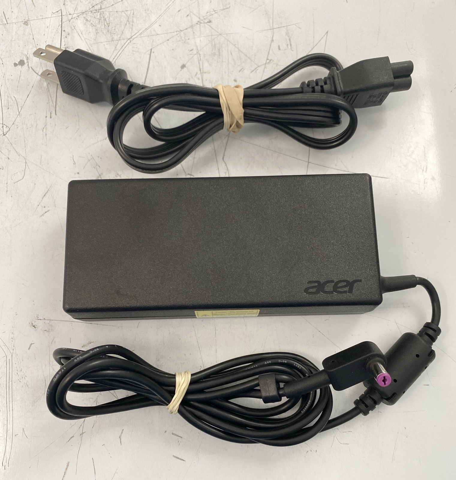 Original Acer 135W 19V 7.1A ADP-135KB T for Nitro 5 AN515-54-54W2 AC Adapter NEW