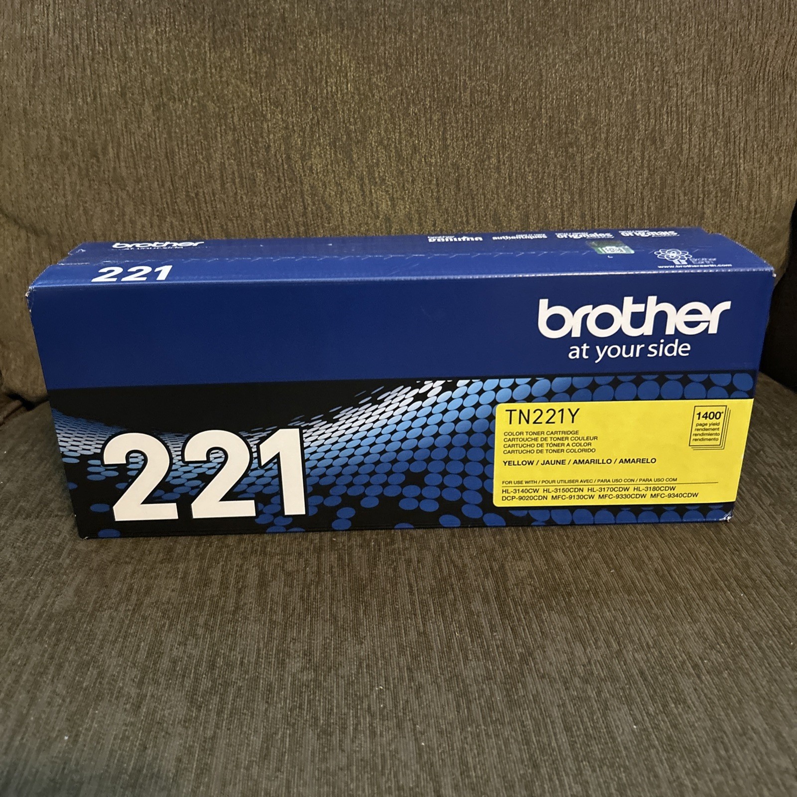 Genuine Brother TN221Y 1400 Page-Yield TN221Y Toner - Yellow BRAND NEW SEALED