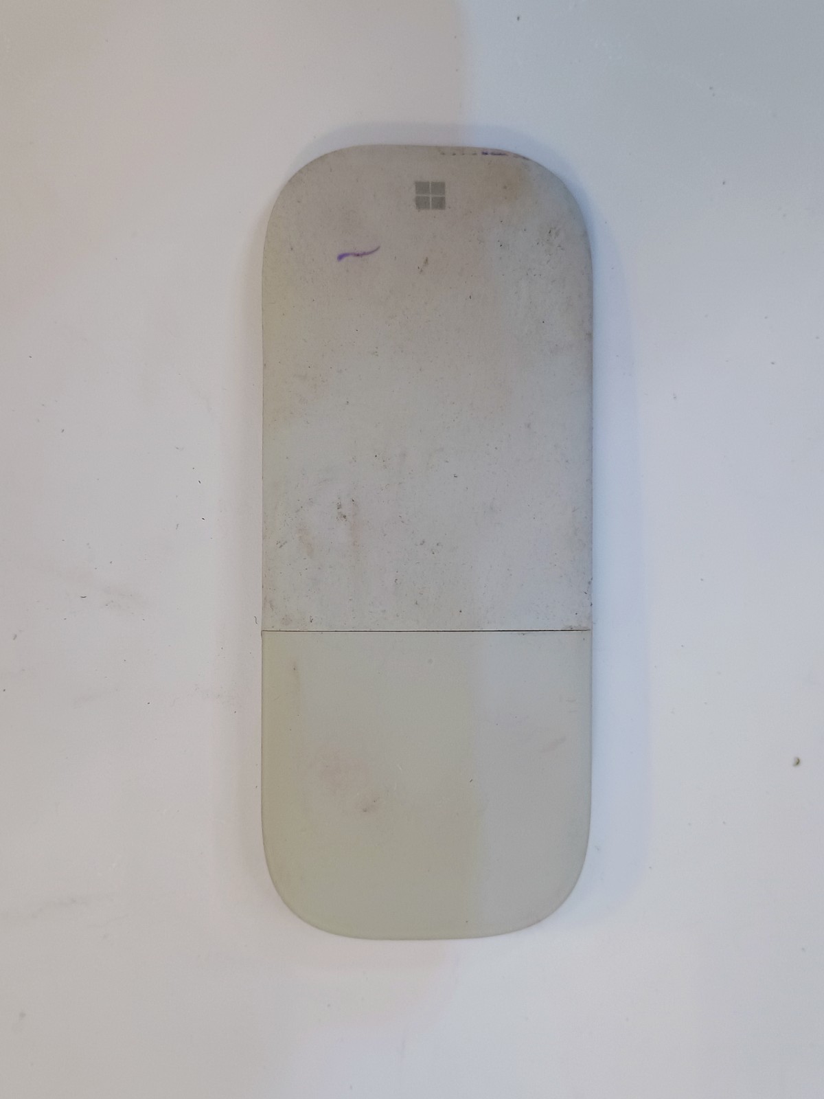 Microsoft Surface Arc BlueTrack Touch Mouse - Light Gray Model 1791 V1 [Bin: A]