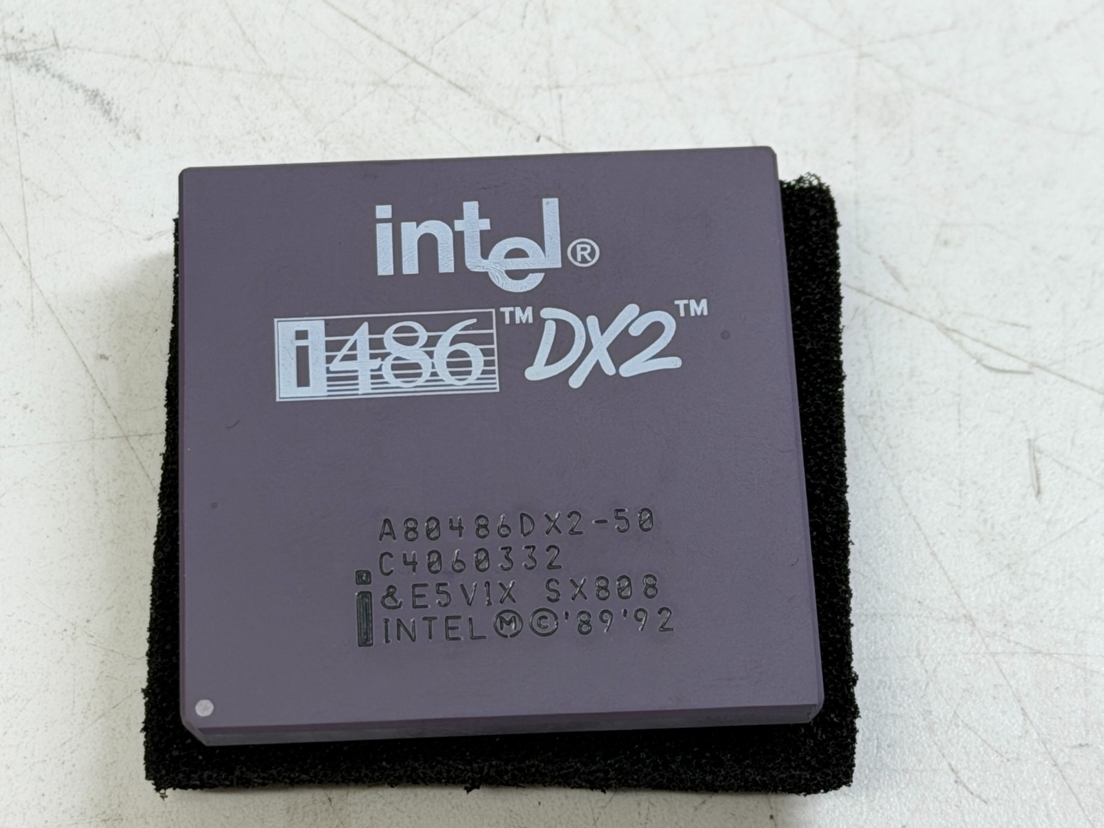 Vintage Intel 486 A80486DX2-50 50 MHz SX808 CPU