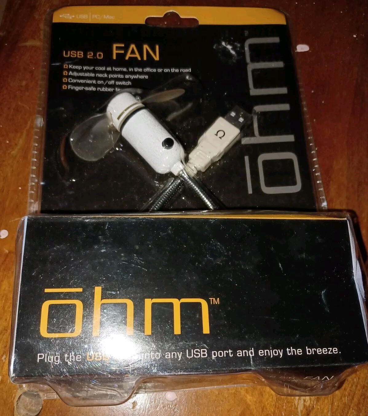 Ohm USB 2.0 Computer Fan Adjustable Neck Points On/ Off Switch Finger Safe (KS)