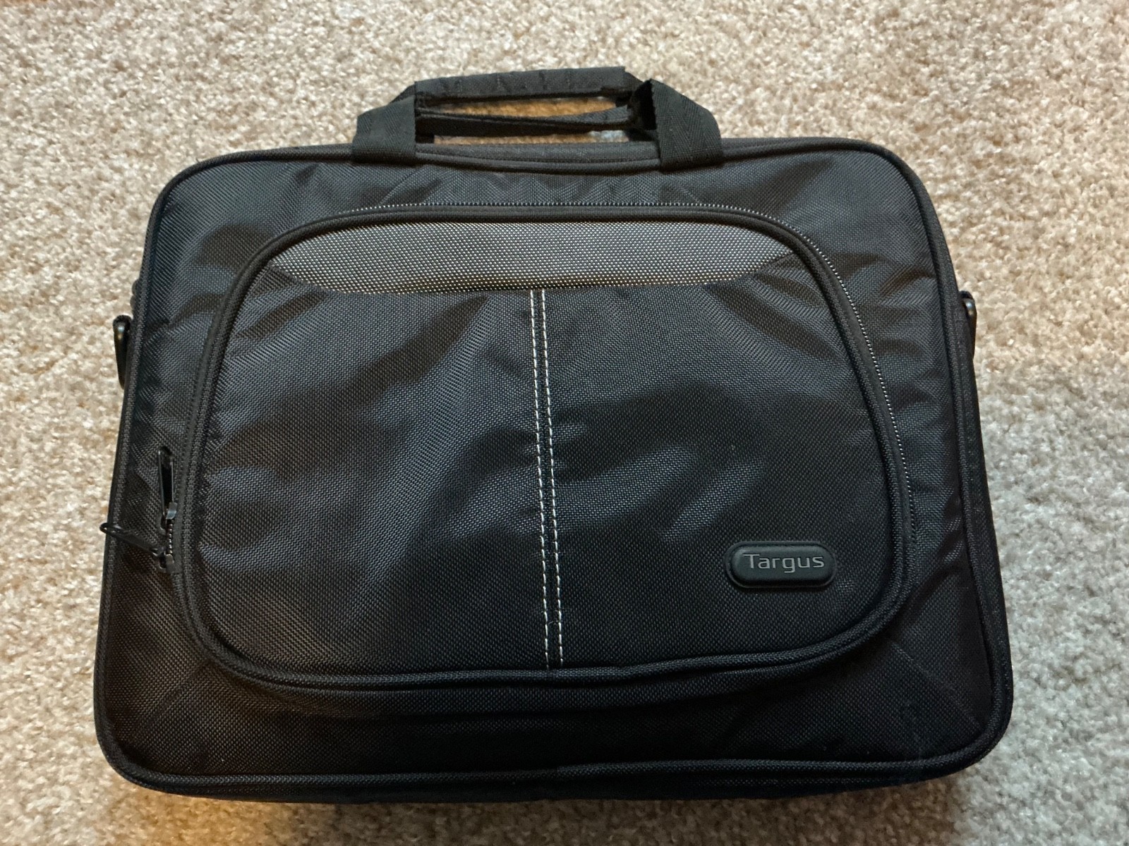 Targus Intellect Slipcase Black Laptop / Tablet Carrying Case Bag Tote w/ Strap