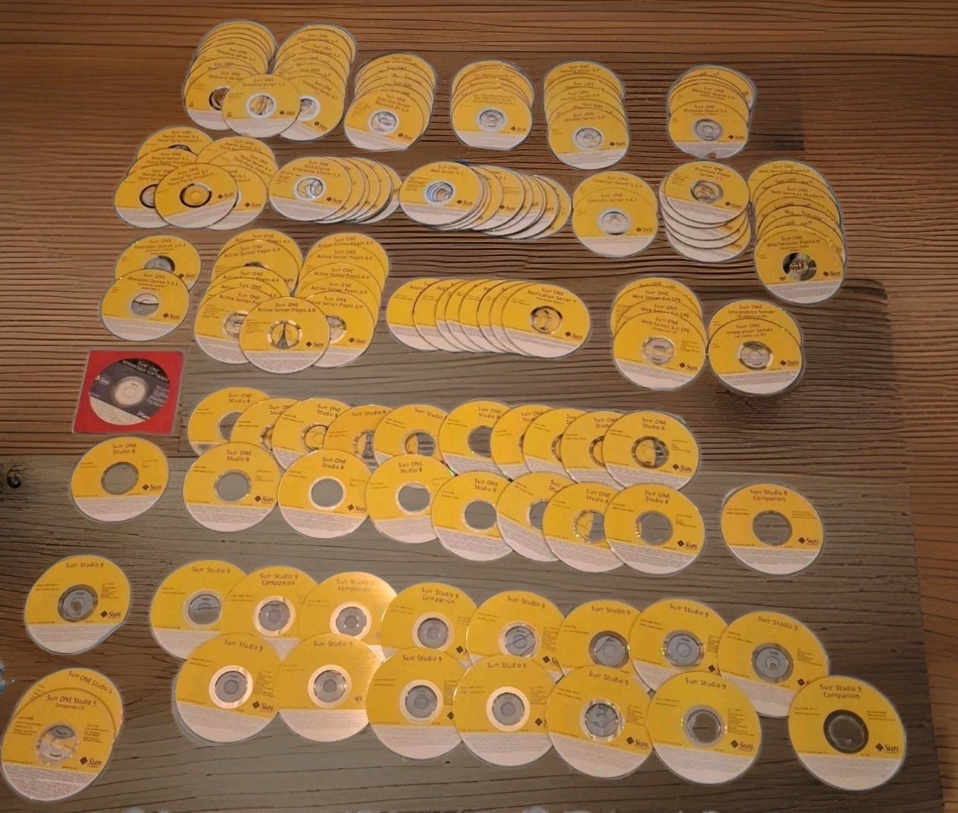 SUN Microsystems SUN JAVA / SUN ONE MEGA Lot 158 CDs Discs Vtg Software RARE
