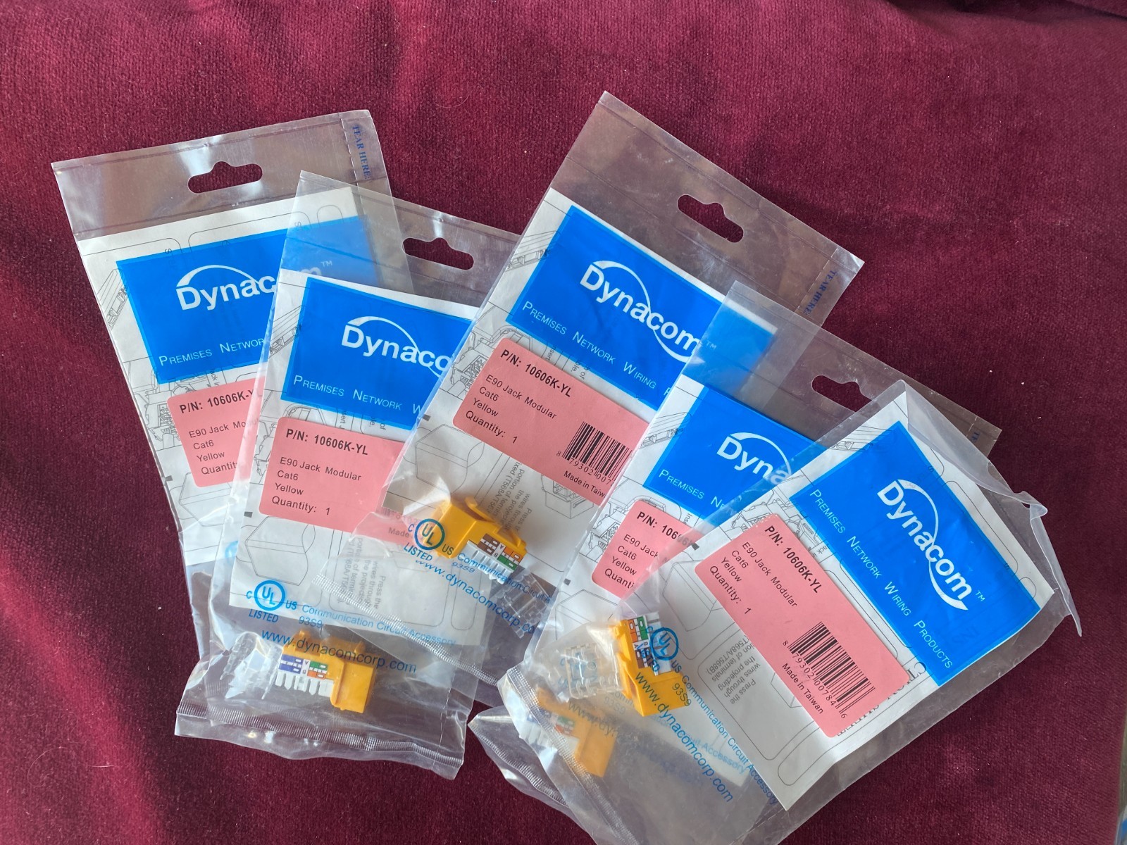 DYNACOM 10606K-YL E90 Jack Modular Cat6 --- Lot ot 5pcs