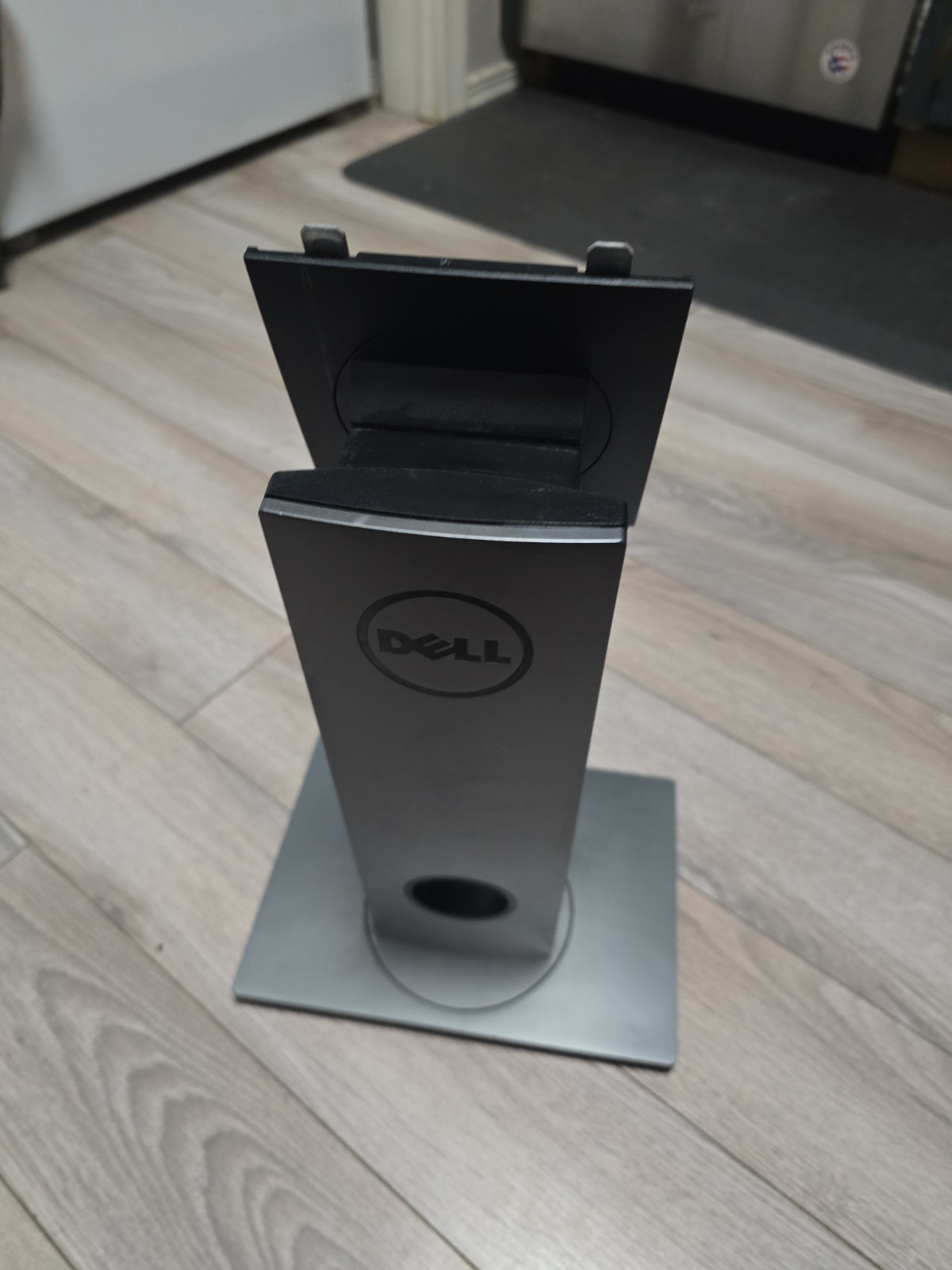 Dell FFT-FZ OEM  Dell P-series monitors,P1917S, P2017H, P2217, P2217H.