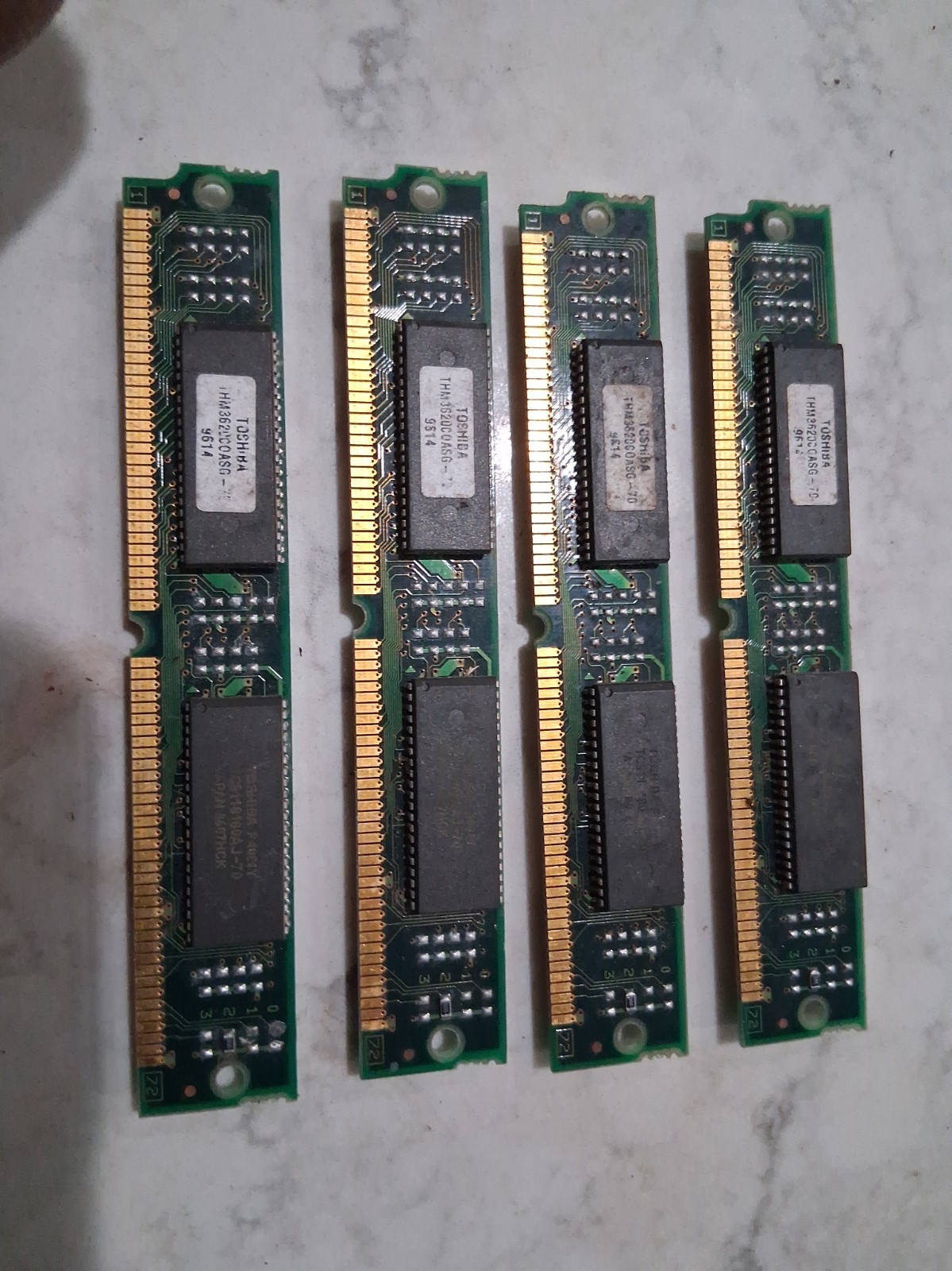 Compaq Toshiba 129041-002 THM3620C0ASG-70 EDO Memory RAM - LOT OF 4