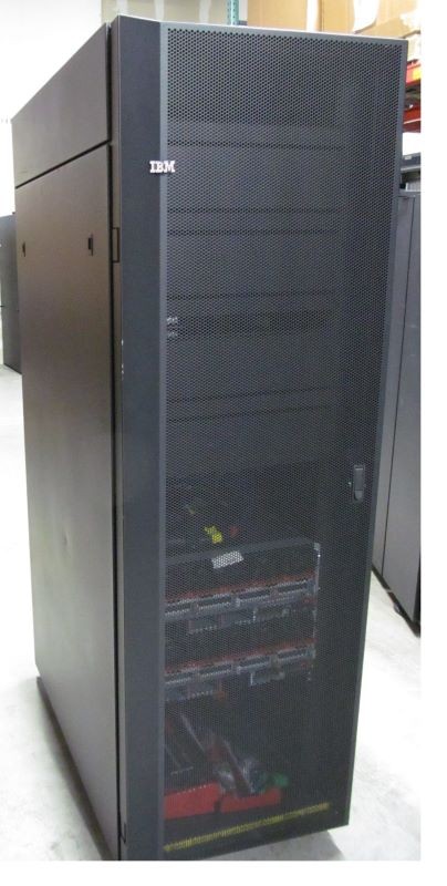 IBM 7014-T42-PDU ENTERPRISE RACK W/PDU