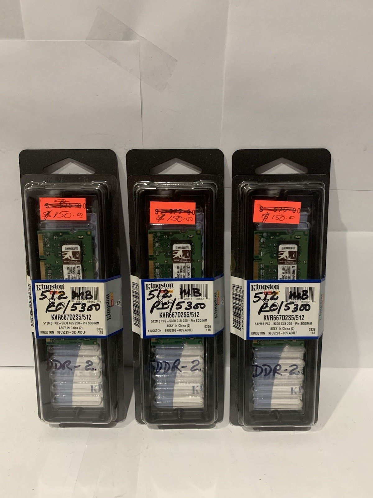 KingstonRAM 512MB DDR2 PC2-5300 200-Pin SO-DIMM KVR667D2S5/512 (LOT OF 3)