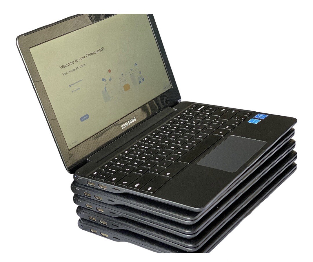 Samsung Chromebook 3 ‎XE500C13 11.6'' (16GB SSD Intel Celeron N3050 1.6GHz)