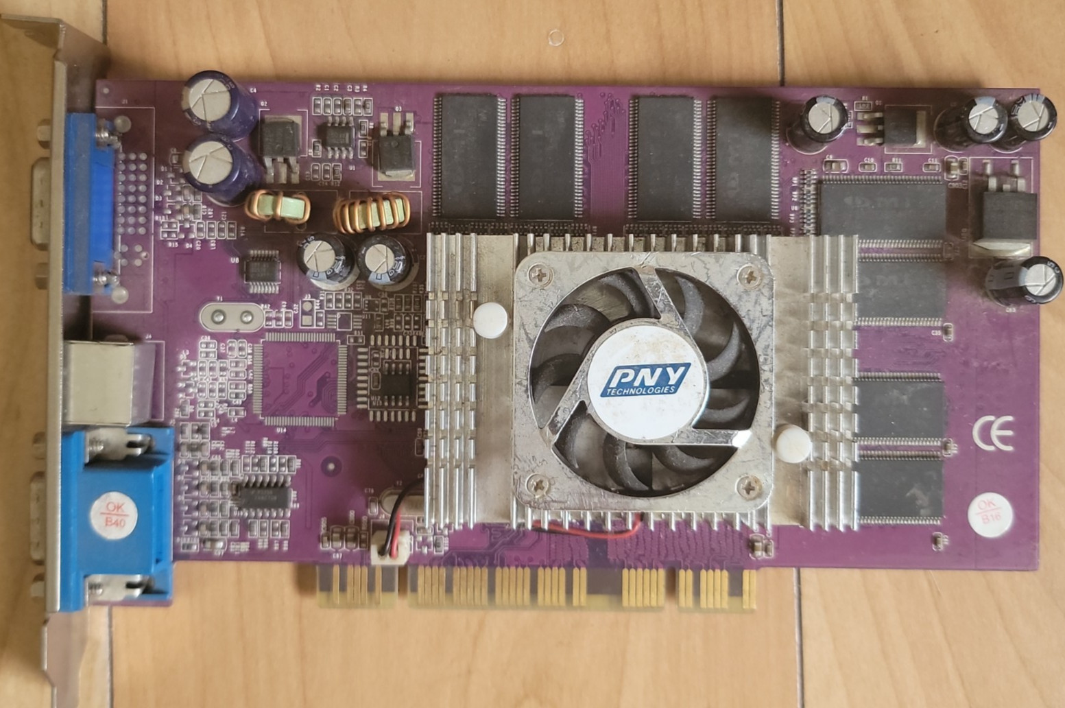 PNY VC-GF05200A8D12G-M Video Card VCGFX52PPB NVIDIA GeForce Fx5200 128MB TESTED