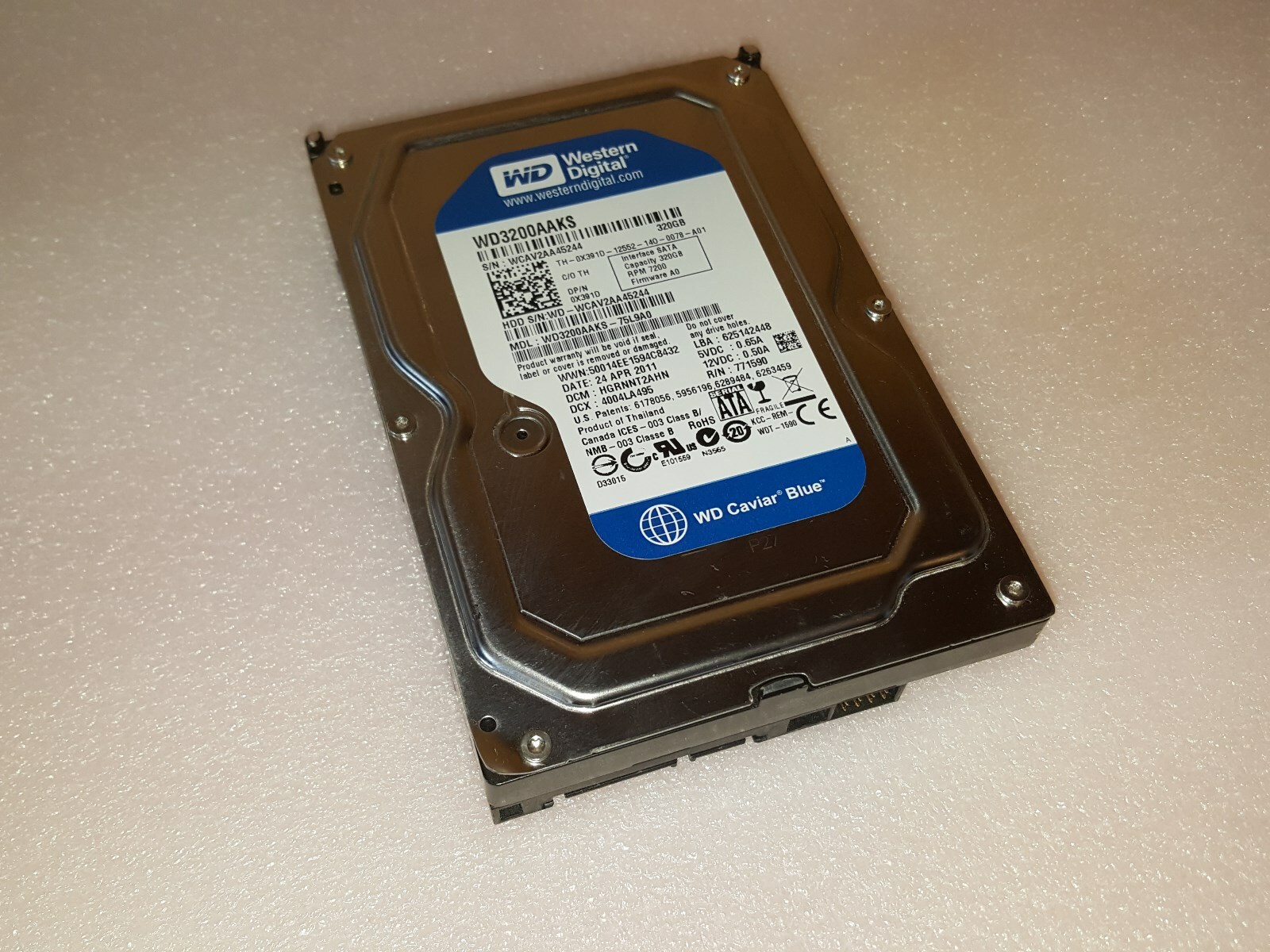 HP Compaq Presario CQ5500F - 320GB Hard Drive - Windows 7 Home Premium 64 bit