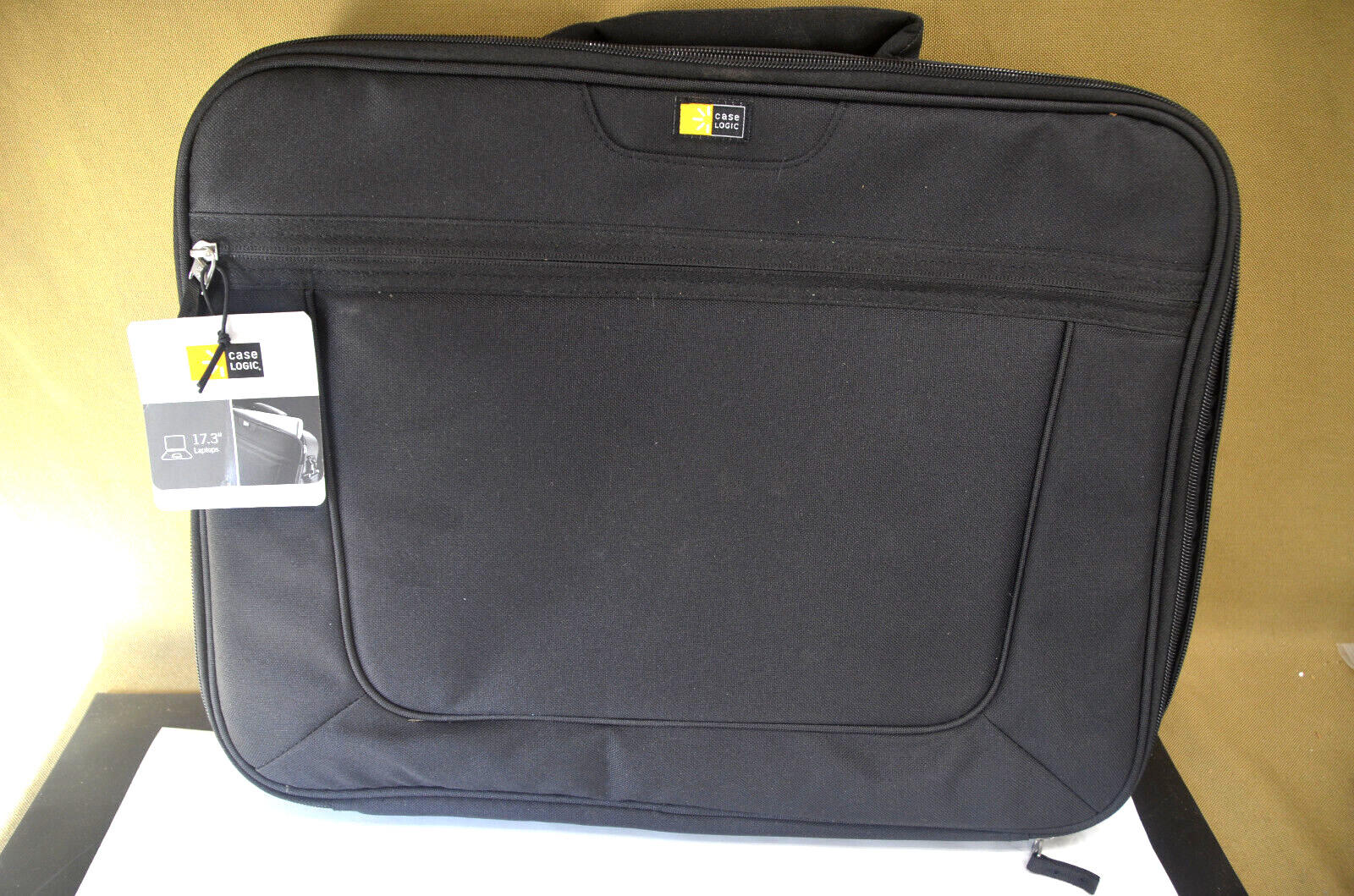 Case Logic 17.3"  Lap Top Case  VNC1217 Black      (U-A)