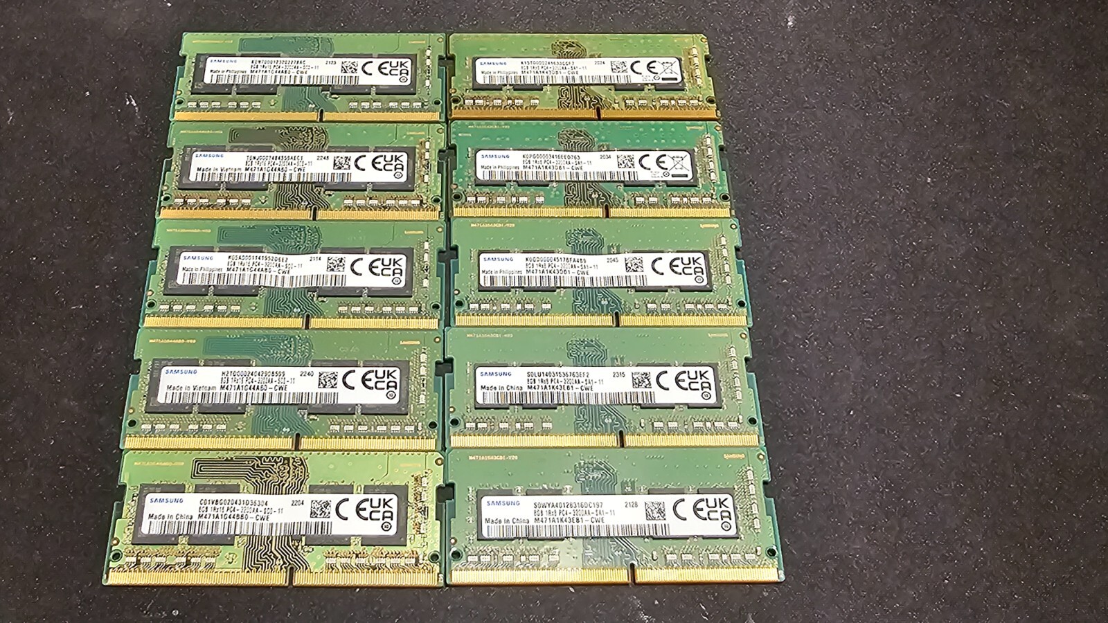Lot of 10 Samsung 8GB 3200AA DDR4 SO-DIMM RAM