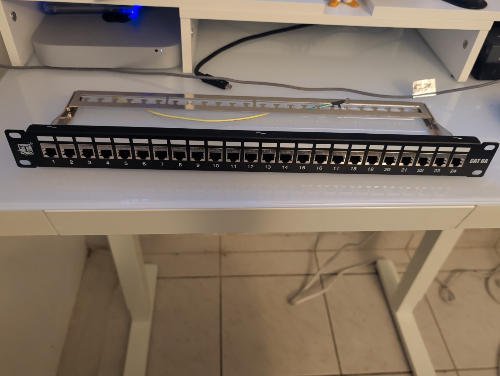 Patch Panel 24 Port Cat6A with Inline Keystone, Coupler Patch Panel STP Shielded