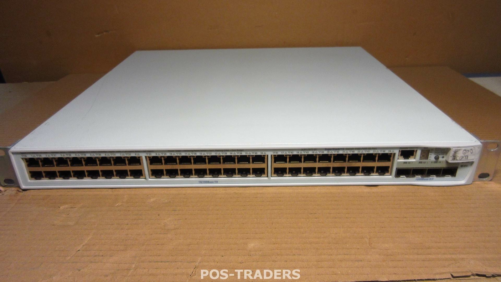 3Com 3CR17572-91 4500 / HP JE048A - PoE 50-Port 10/100 + 4x SFP Network Switch