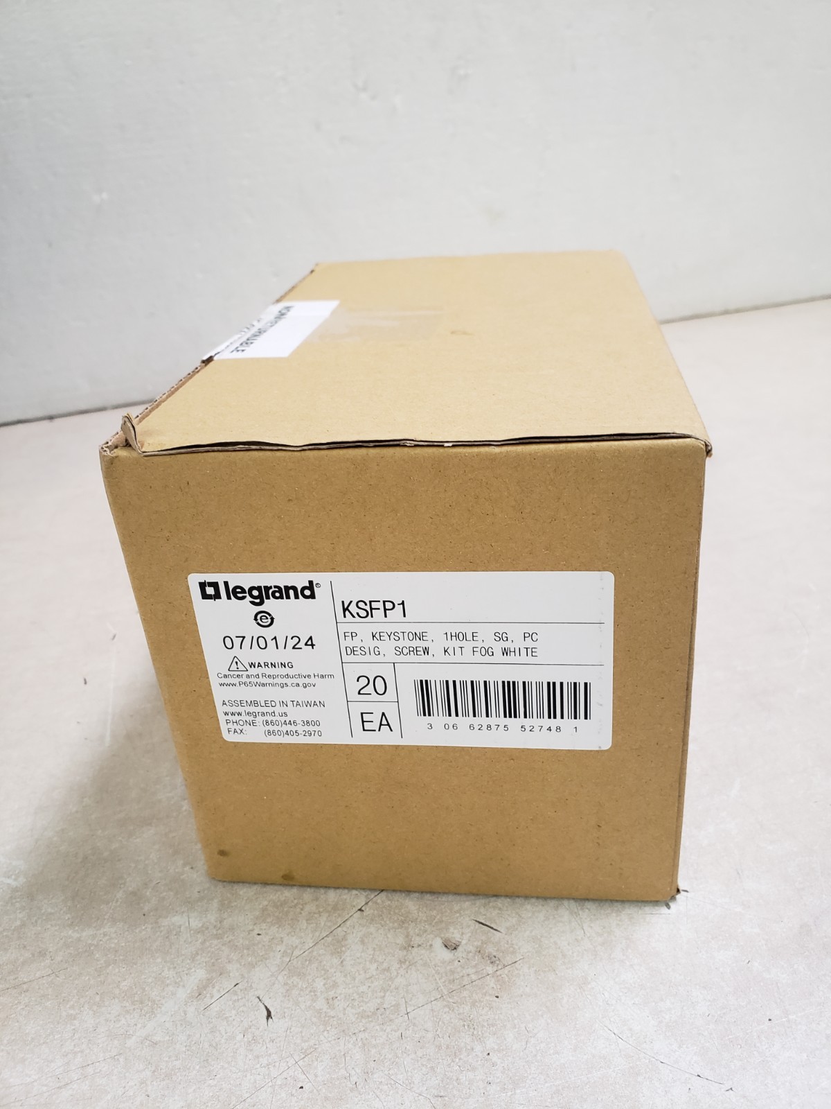 Lot of 20 - Legrand FP Single Hole Keystone SG PC KSFP1