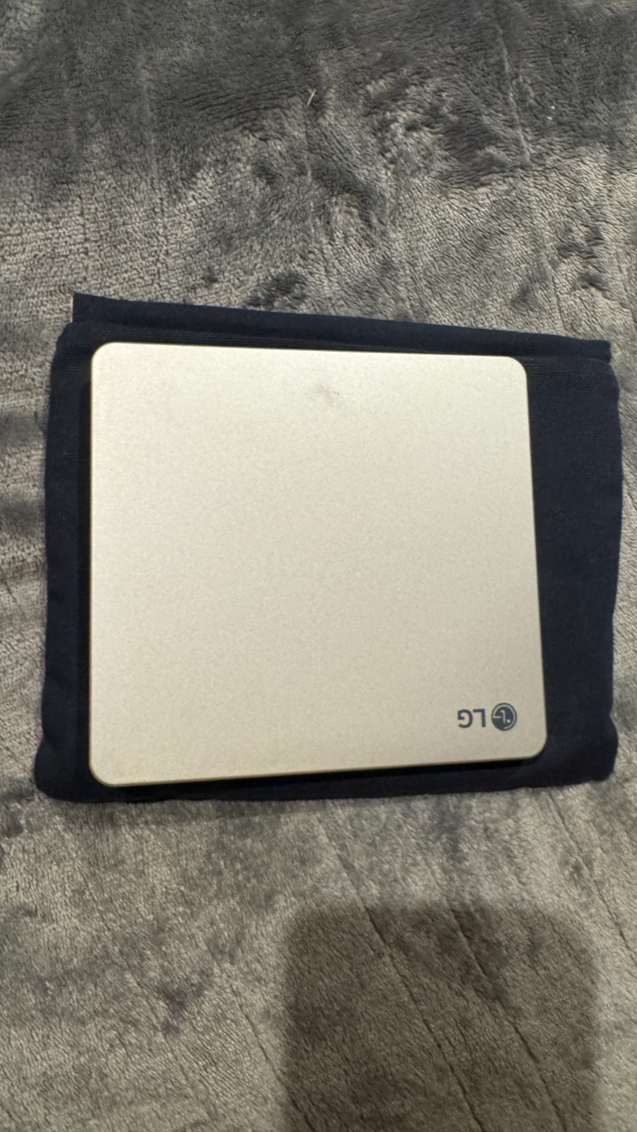 LG - AP70NS50 - External 8X Double Layer DVDRW Super Multi Blade Drive - Silver