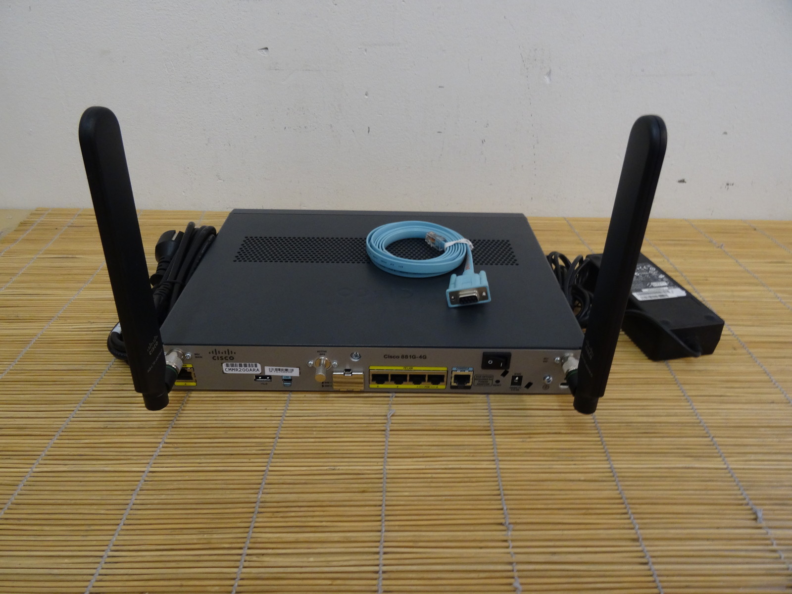Cisco C881G-4G-GA-K9 LTE 2.0 Secure IOS Fast Ethernet Router