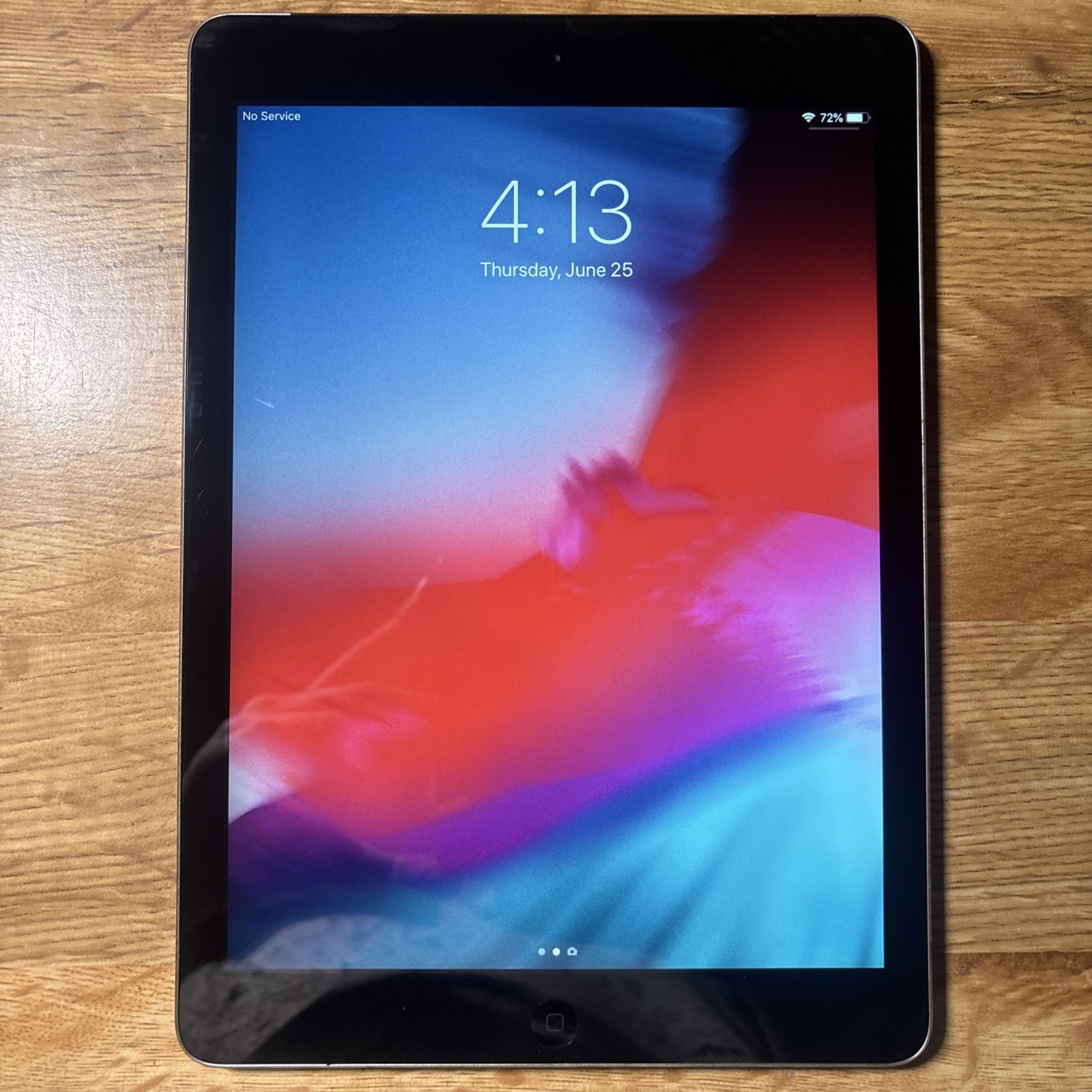Apple iPad Air 32GB Retina Display Wi-Fi  9.7"  A1475 (AT&T)