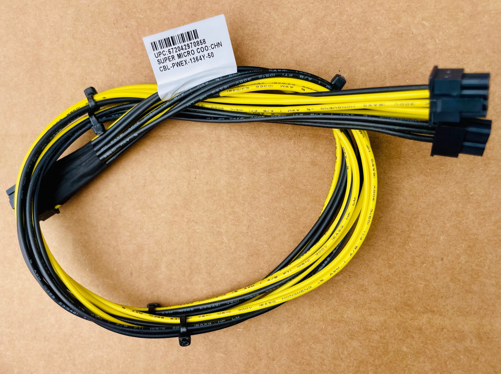 Supermicro CBL-PWEX-1364Y-50 12V-2x6+4S to 2X4Y,MicroHi,50cm,8.33A/p,16AWG