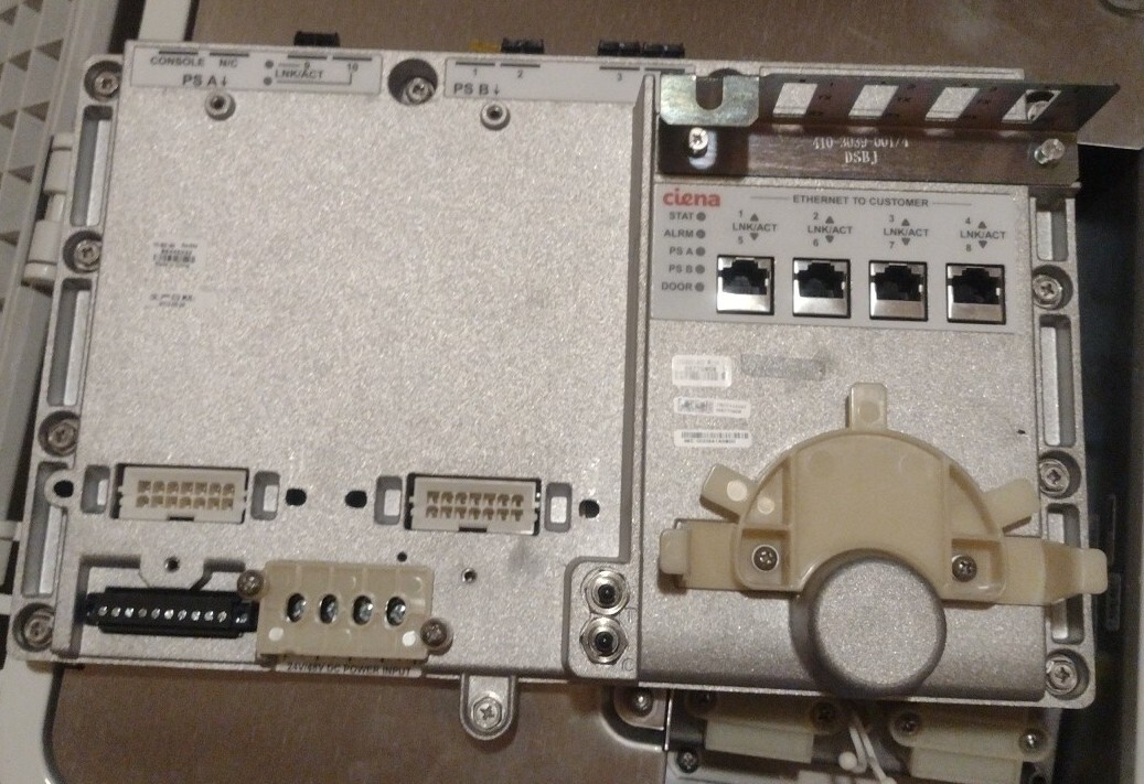 CIENA 170-3931-900 Service Delivery Switch 