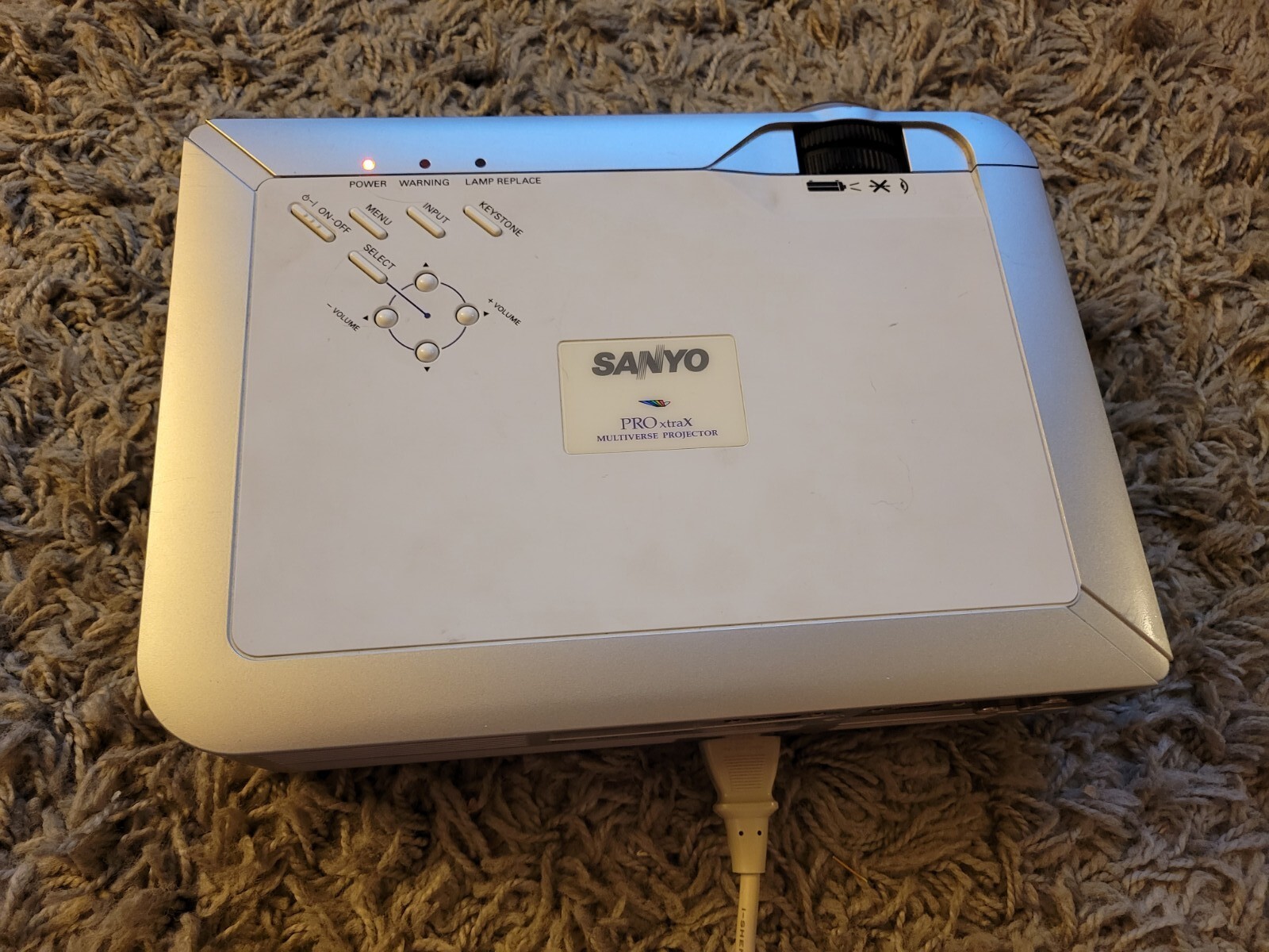 Sanyo PLC-XU73 Pro xtraX Multiverse Projector 