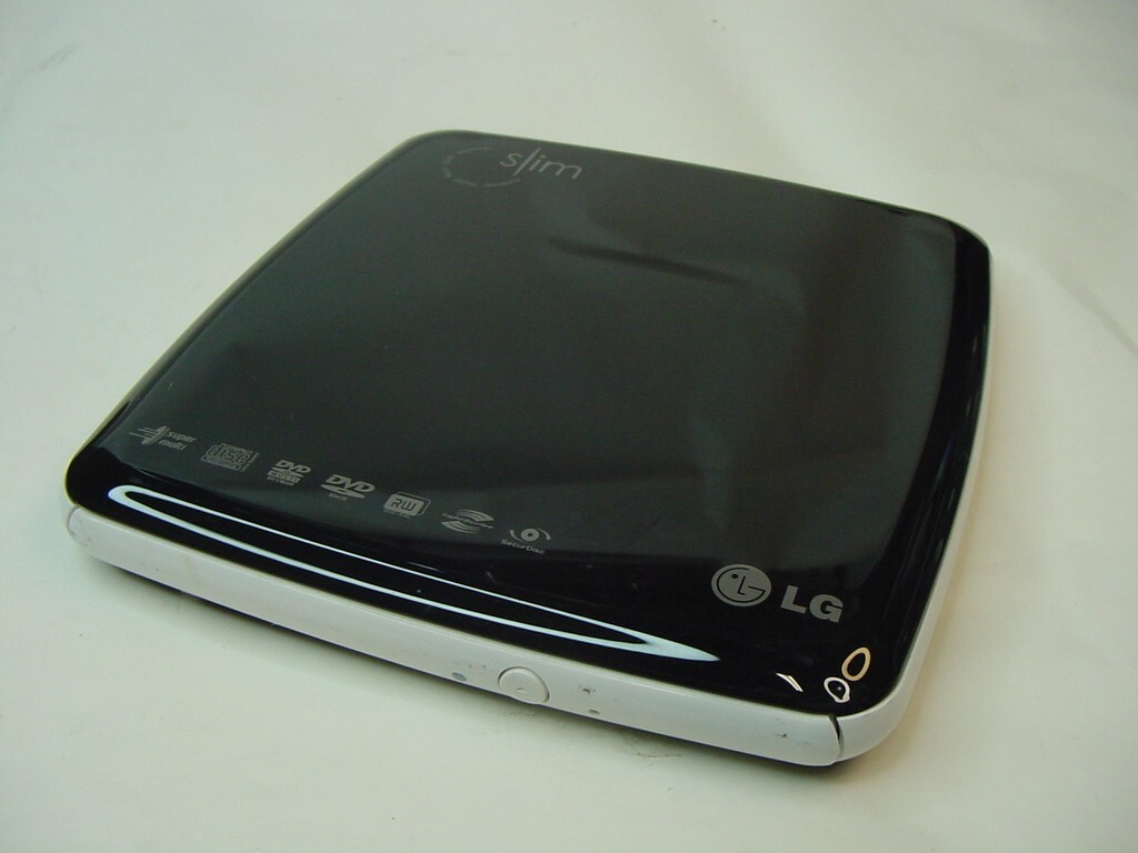 LG EXTERNAL SUPER MULTI DVD REWRITER DVD GP08LU10 - NO POWER CORD INCLUDED