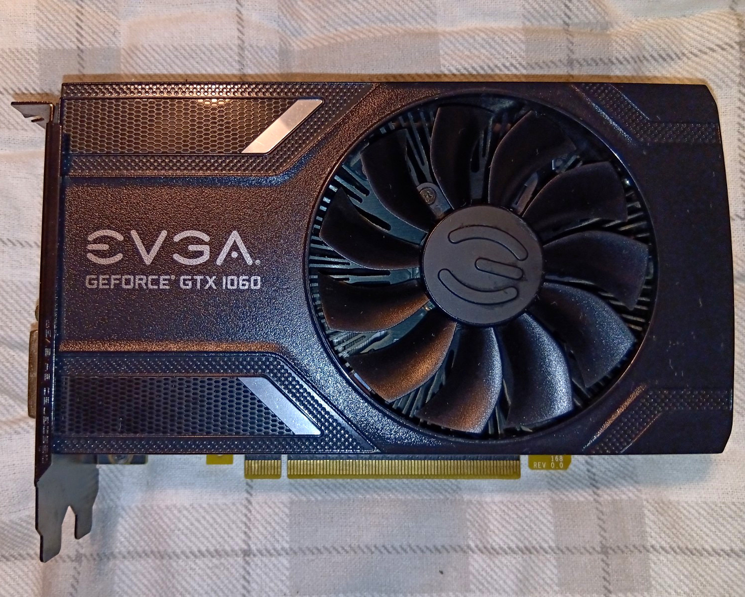EVGA NVIDIA GeForce GTX 1060 6GB GDDR5 PCIe HDMI DP DVI-D 6-Pin DirectX