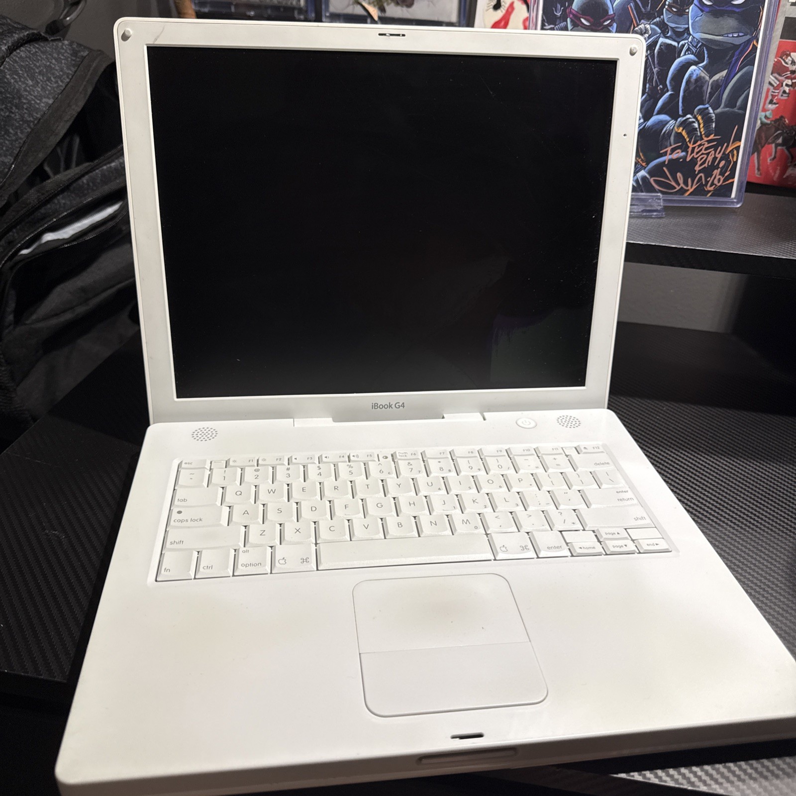 Apple iBook G4 - White G4 1.33 GHz, 1 GB, 80 GB Untested