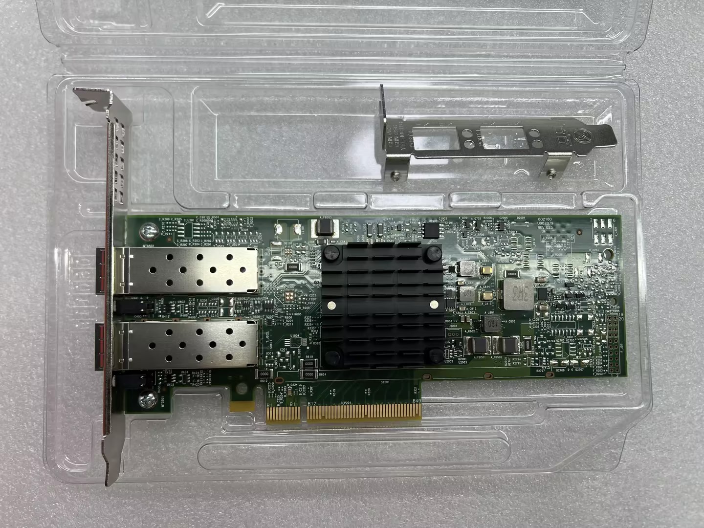 Broadcom BCM957414A4142CC Dual-Port 25GbE SFP28 PCIe 3.0x8 P225P Network Adapter