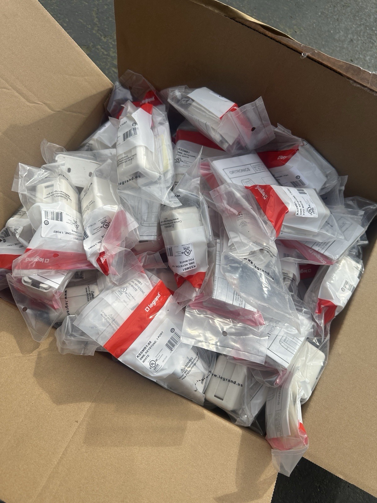 Legrand KSSMB1 Surface Mount Keystone Box 1-Port Fog White | Lot of 81 | New