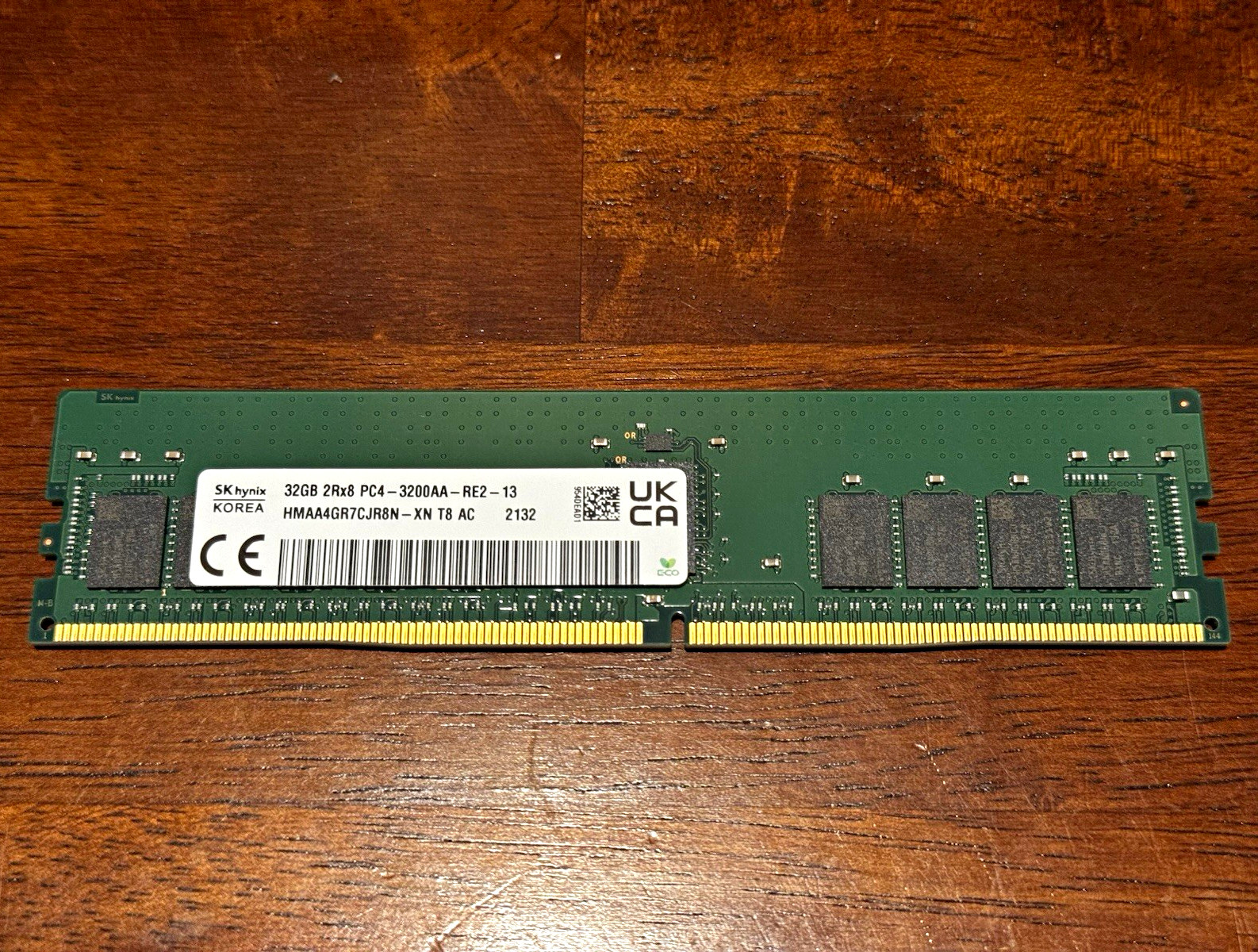 Lot of 8 (8x32GB) 256GB SK Hynix 32GB DDR4-3200 ECC RDIMM 2Rx8 HMAA4GR7CJR8N-XN