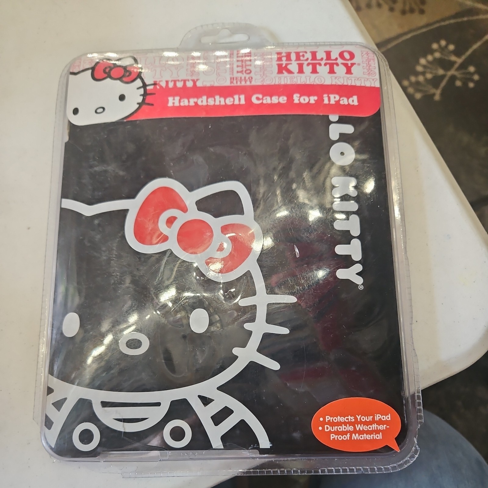 Sakar Sanrio Hello Kitty Hardshell Case for iPad - Black / Item#22809-HK