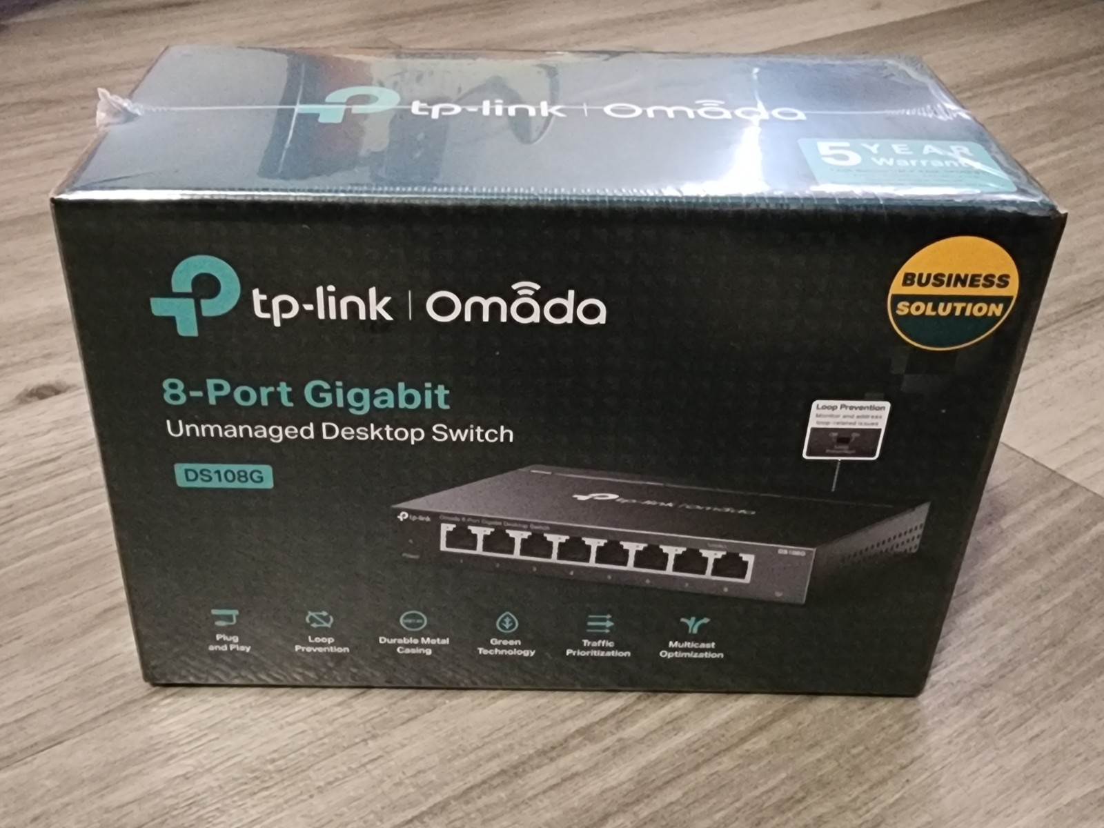 TP-Link DS108G | Omada 8-Port 10/100/1000Mbps Gigabit Desktop Unmanaged Switch