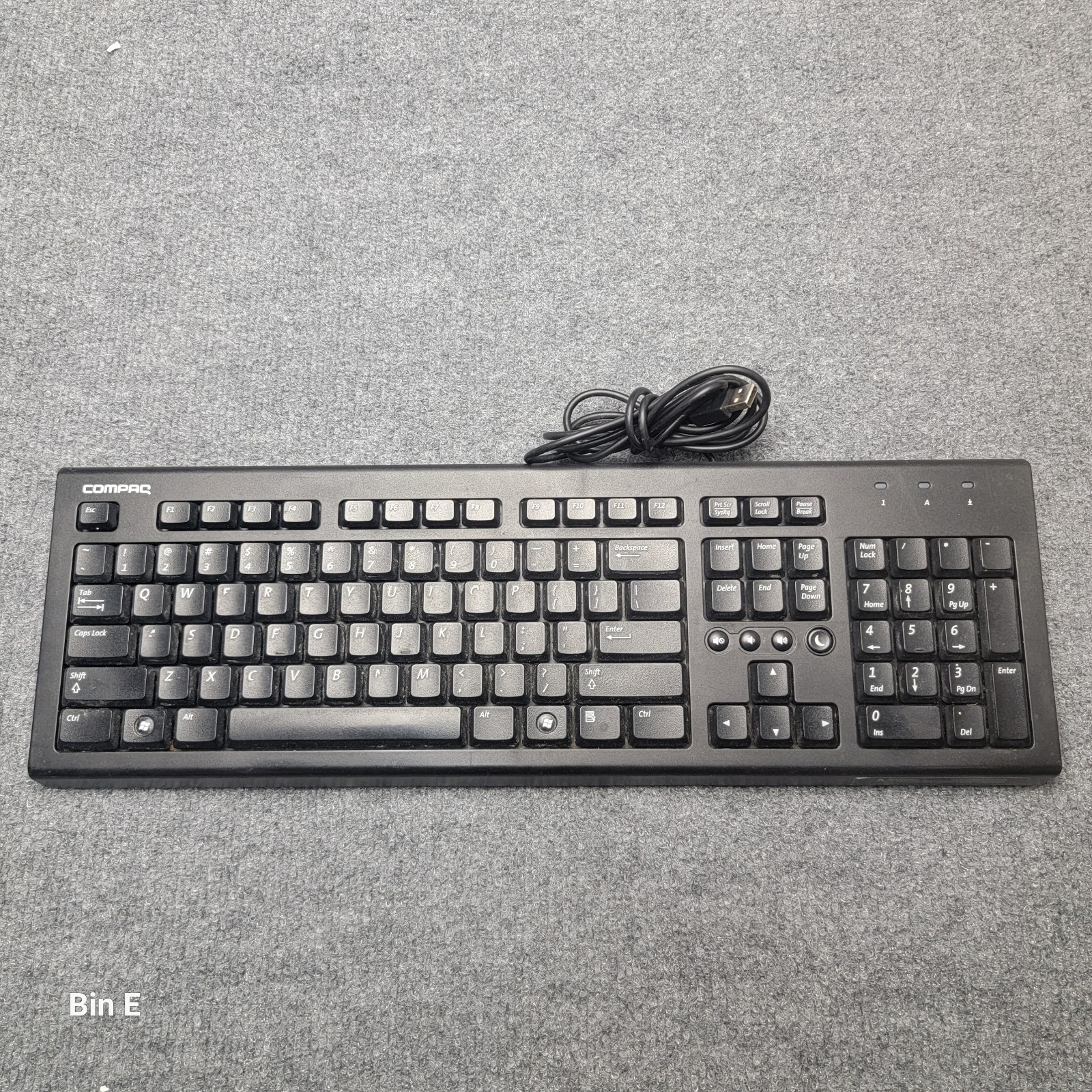 COMPAQ Wired USB Classic Slim Keyboard - 505130-371
