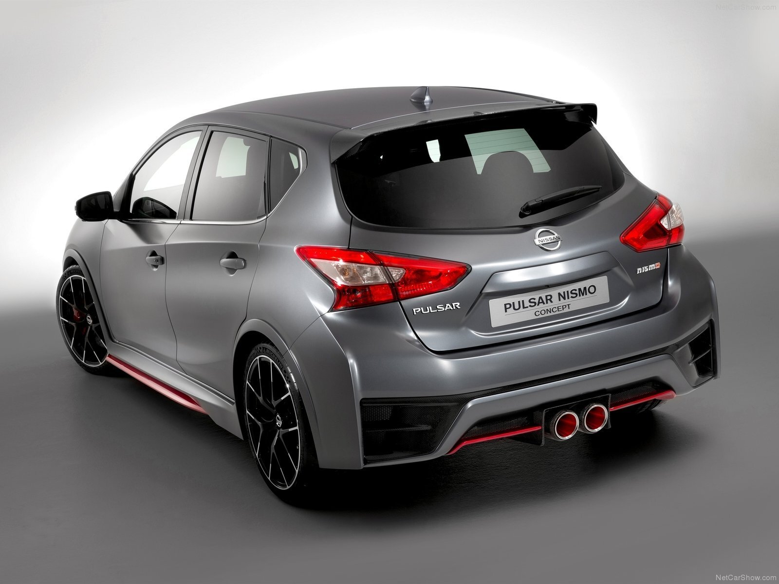 Cars nissan pulsar nismo Desk Mat Stitched