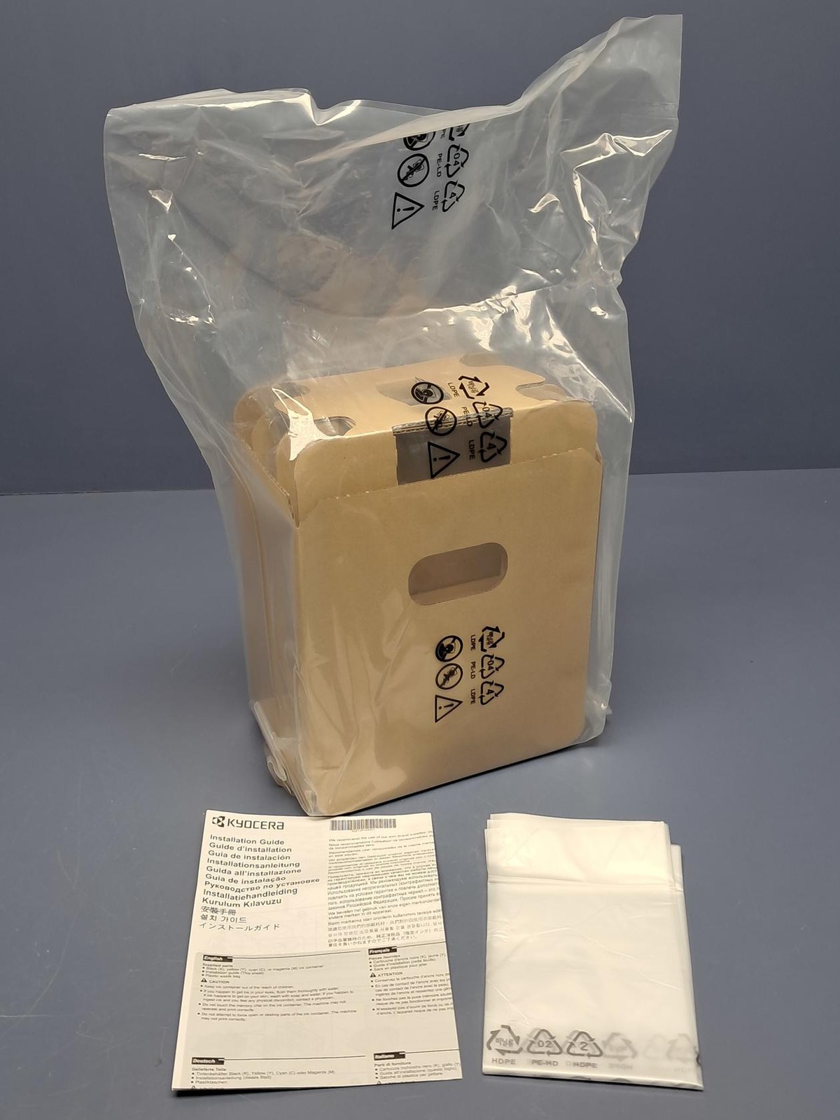 Kyocera - IK-7127K - 15000c Black Ink Kit (213000 Yield) - NEW