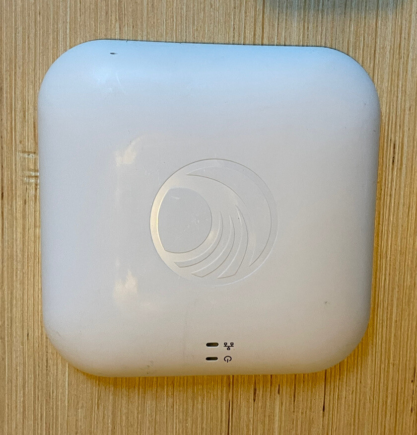 Cambium Networks CnPilot E400 Access Point  Dual Band 802.11ac