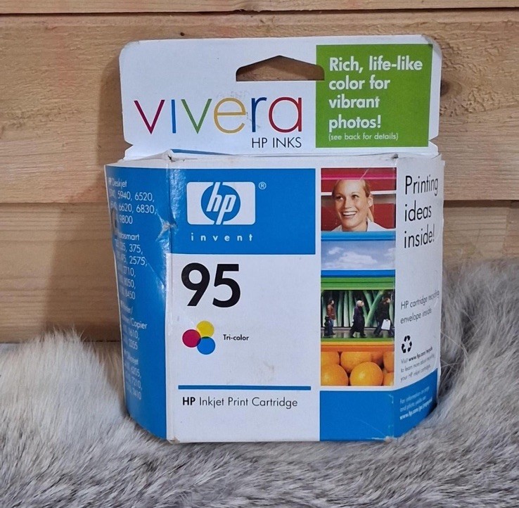 HP 95 Tri-color Ink Cartridge Genuine OEM New In Box C8766W Vivera Printer Ink