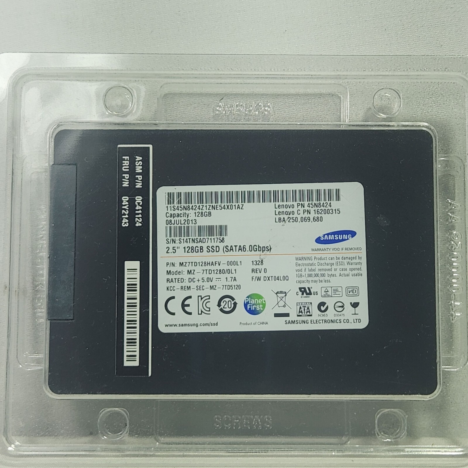 Samsung 840 MZ-7TD1280/0L1 128GB SSD 2.5 in SATA III Solid State Drive