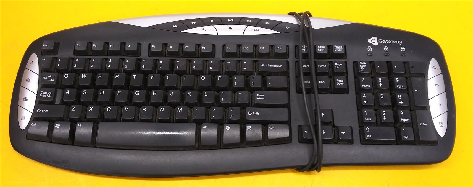 ⭐️⭐️⭐️⭐️⭐️ Gateway KB-0401 Wired PS/2 Keyboard Black Multi-Media Keys