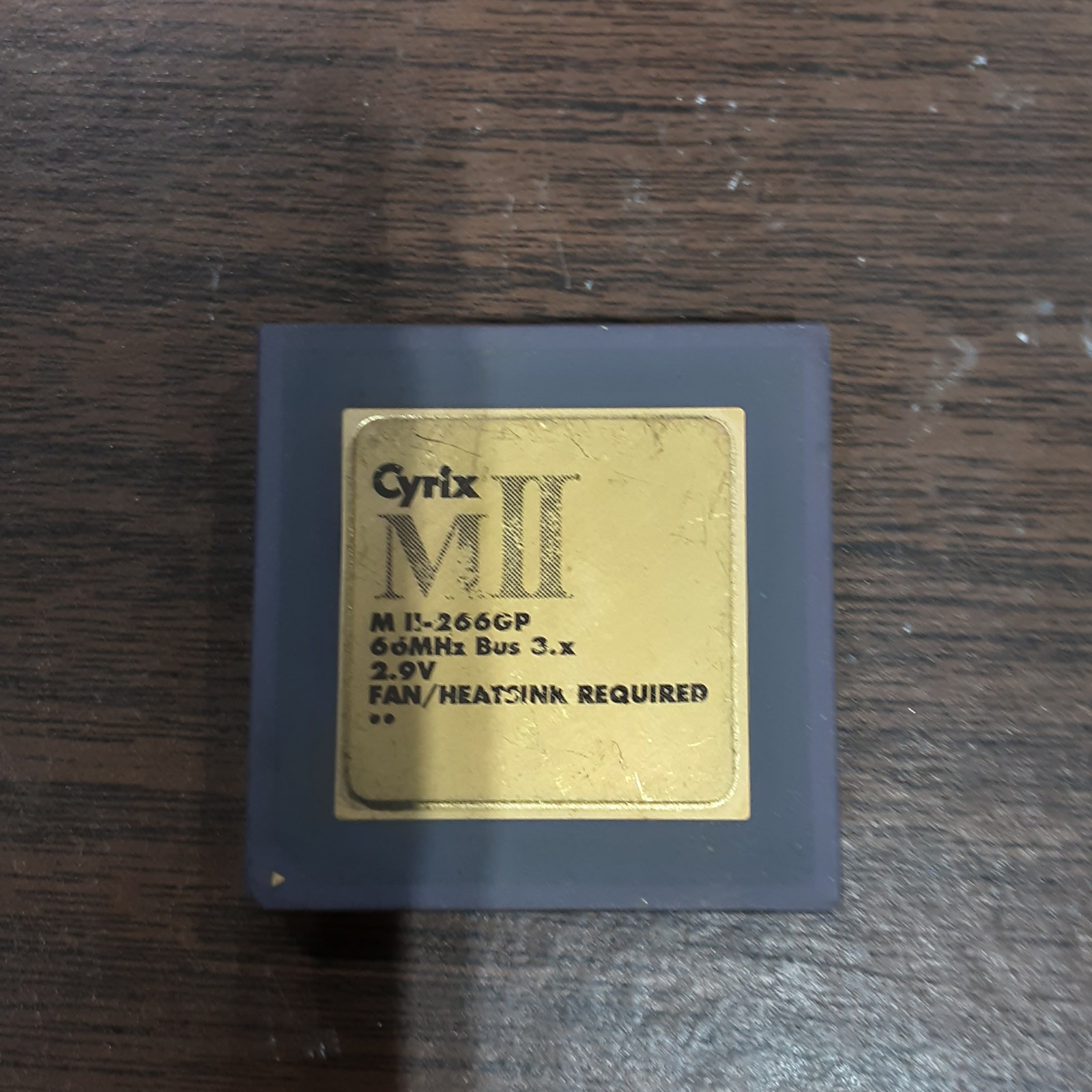 CYRIX MII 266GP 2.9V 66mhz Bus 3.x Vintage Processor 266Mhz GOLD Top CPU 1997
