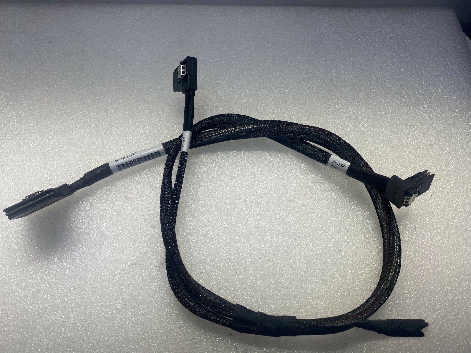 HP 774615-001 SP#: 782430-001 Wide SAS to Dual Mini Cable for P440 P430 P840