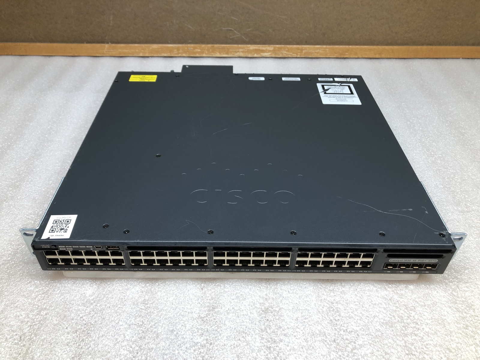 Cisco Catalyst 3650 48 PoE+ 4X1G WS-C3650-48FS-S V03 4X1G FC Optical SFP+ Switch