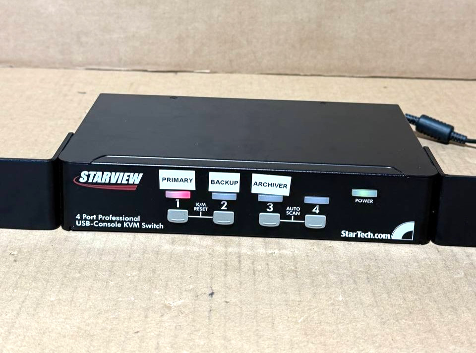 Star Tech Starview D5EEF6D553 4 Port USB Console KVM Switch